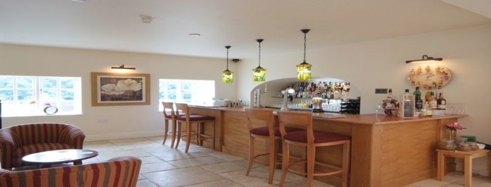 Dunsley Hall 5*