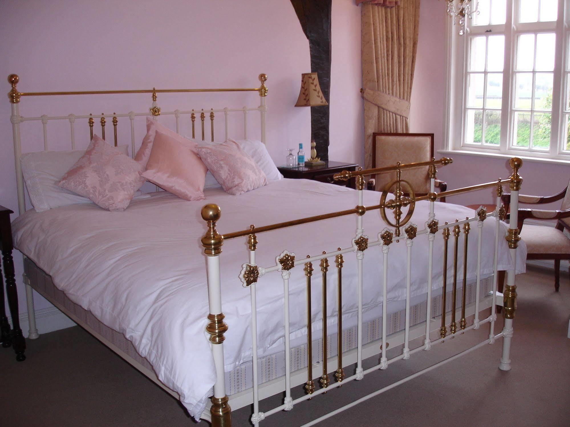 Dunsley Hall Hotel Stourbridge