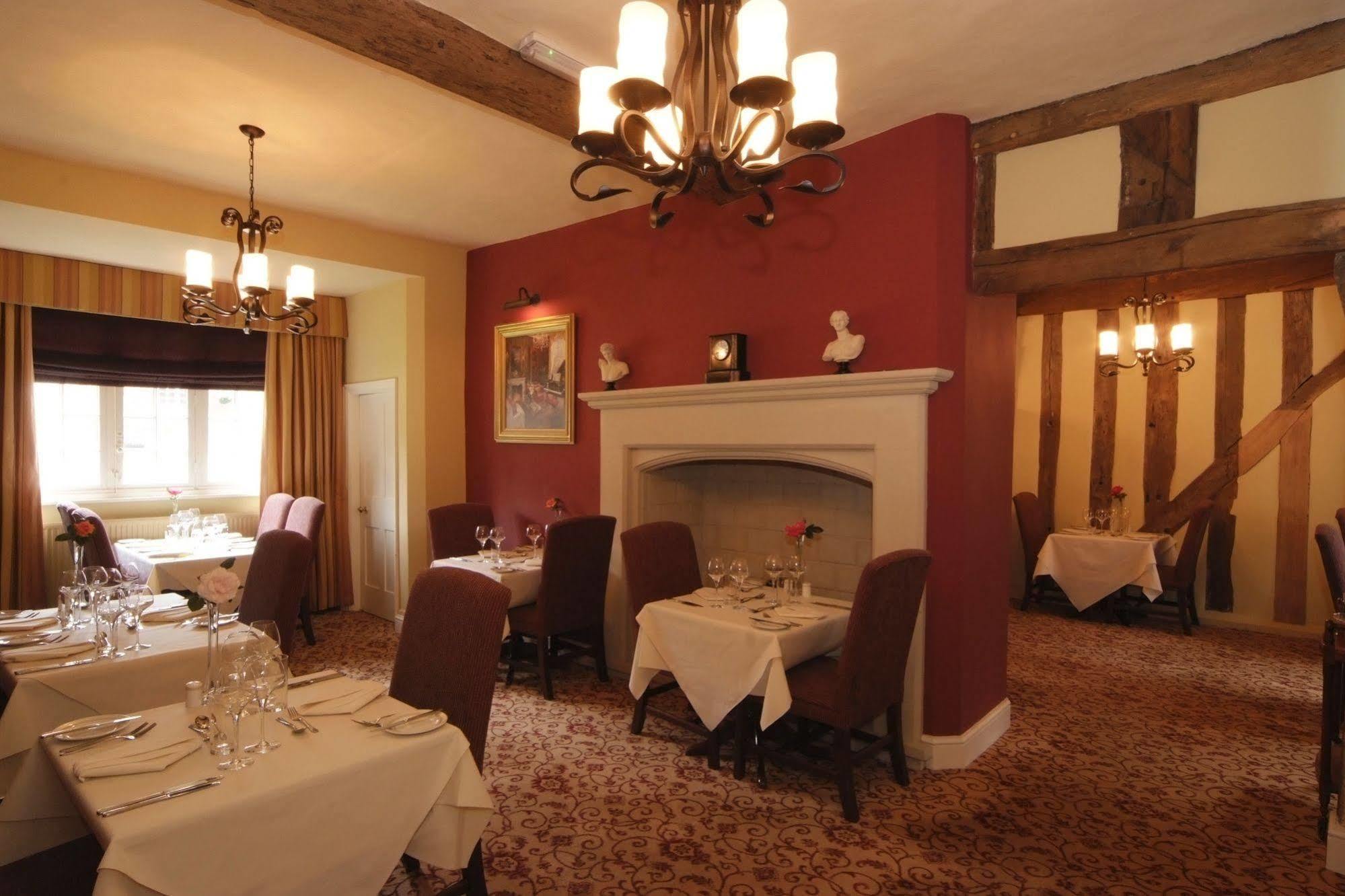Hotel Dunsley Hall 5*